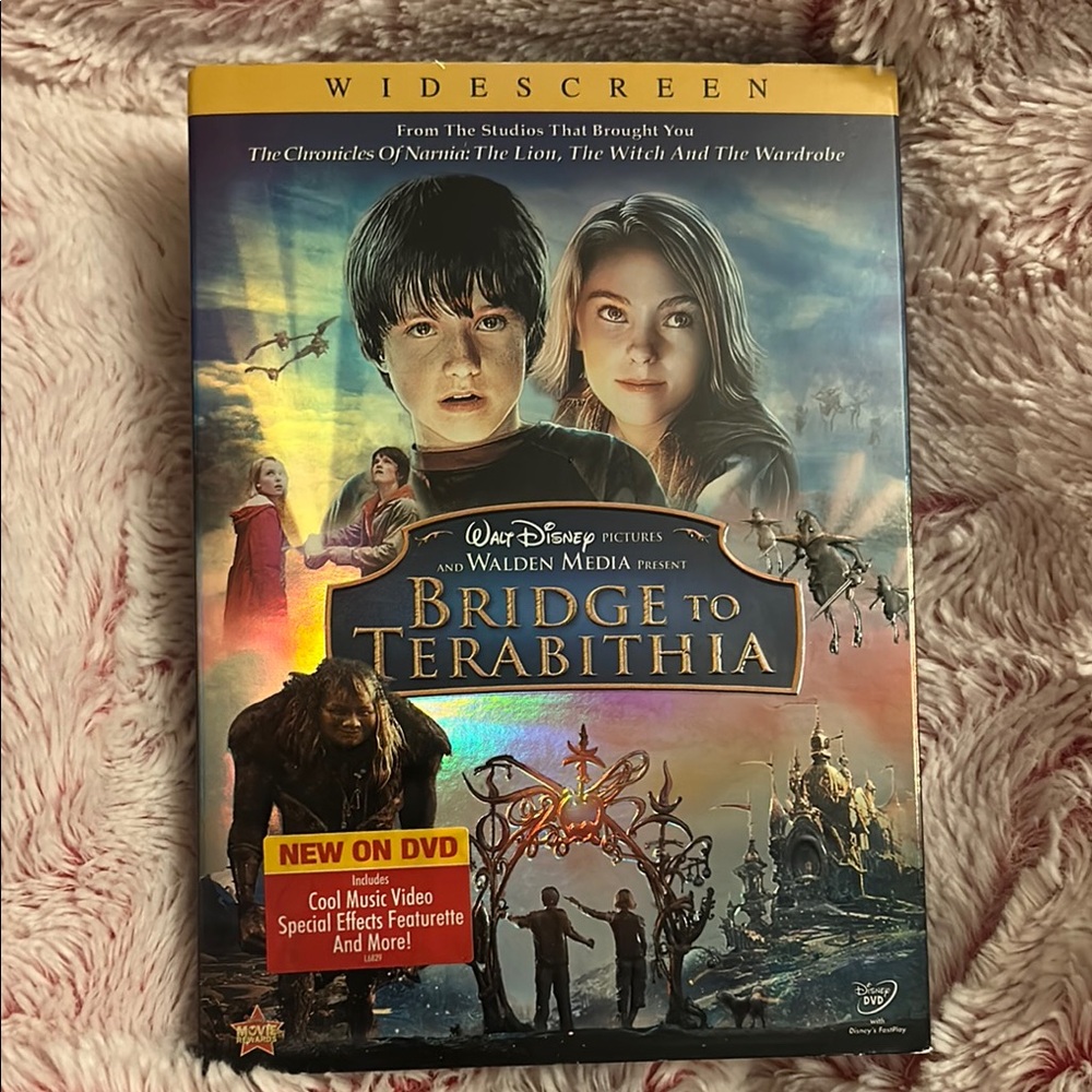 Disney Bridge to Terabithia Yellow and Blue Blu-ray